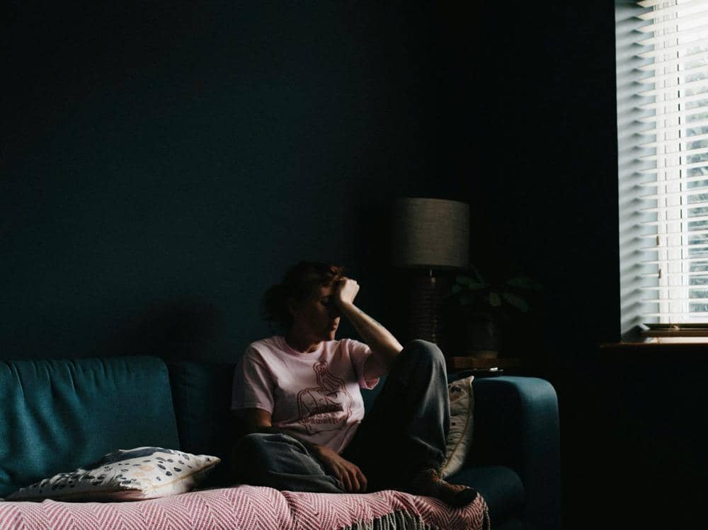 Seorang perempuan mengalami kelelahan