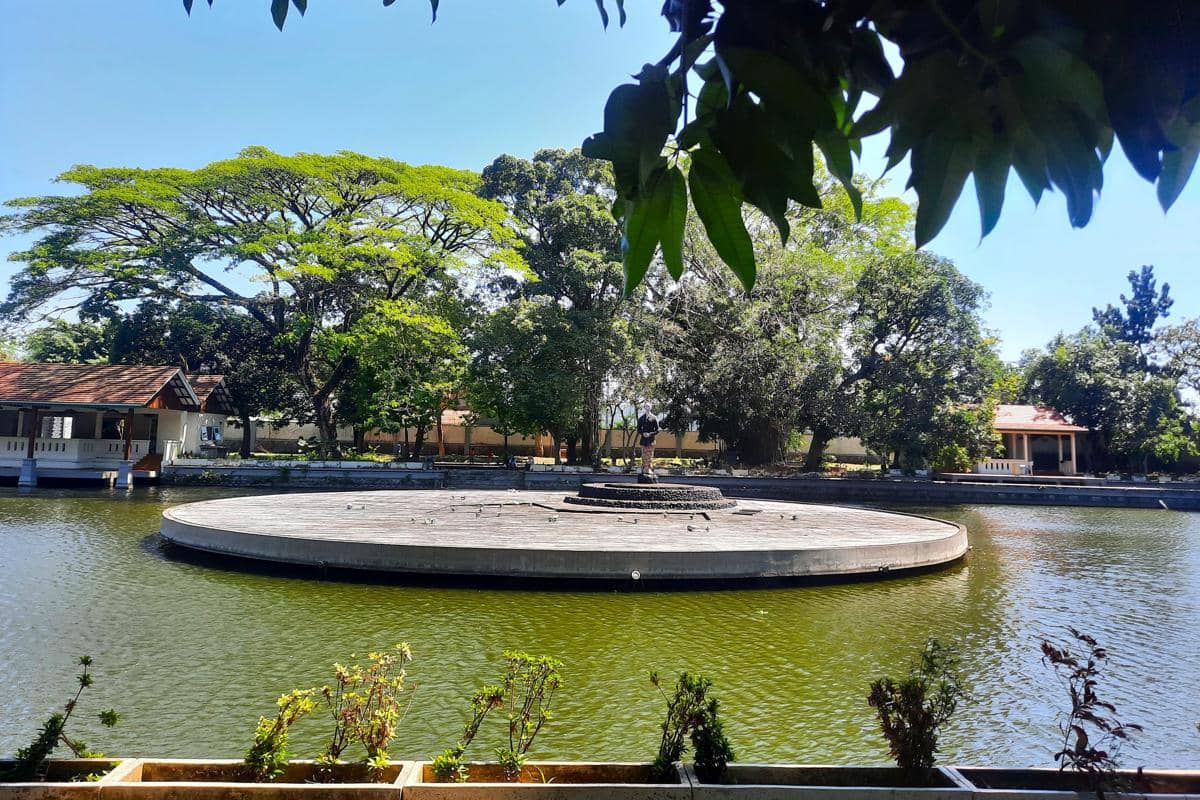 7 Akivitas Liburan Menarik di Taman Balekambang Solo, Gak Cuma Piknik!
