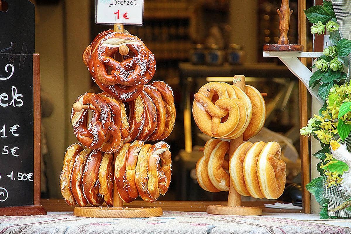 ilustrasi pretzel