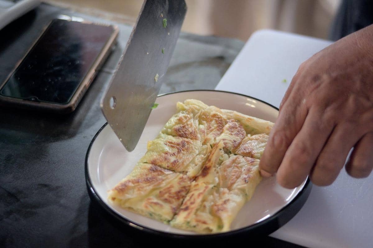 Resep Martabak Telur Teflon Tanpa Daging yang Praktis Buatnya
