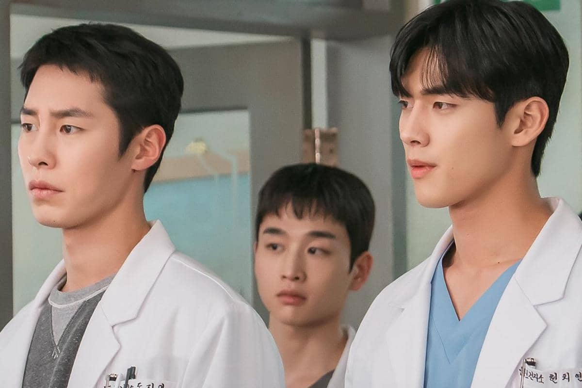 7 Kepedulian Hyun Chi Yeon pada Do Ji Ui di Doctor on the Edge