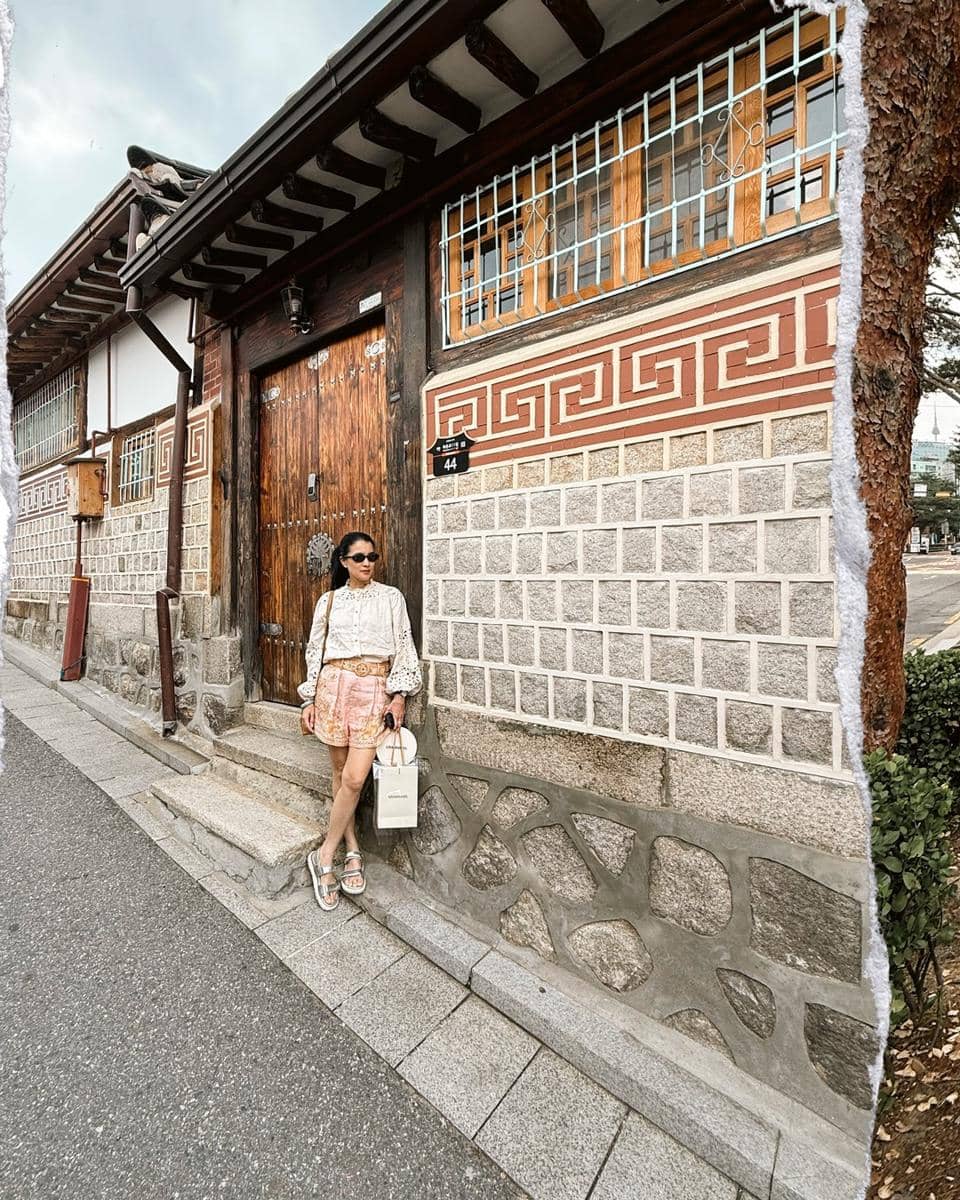 Marcella Zalianty jalan-jalan di Bukchon Hanok Village