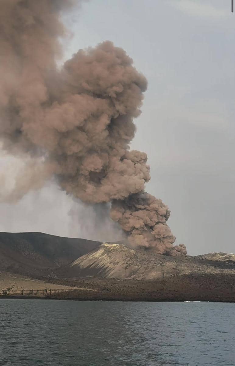 Gunung Anak Krakatau Erupsi Lagi, Status Waspada Level II