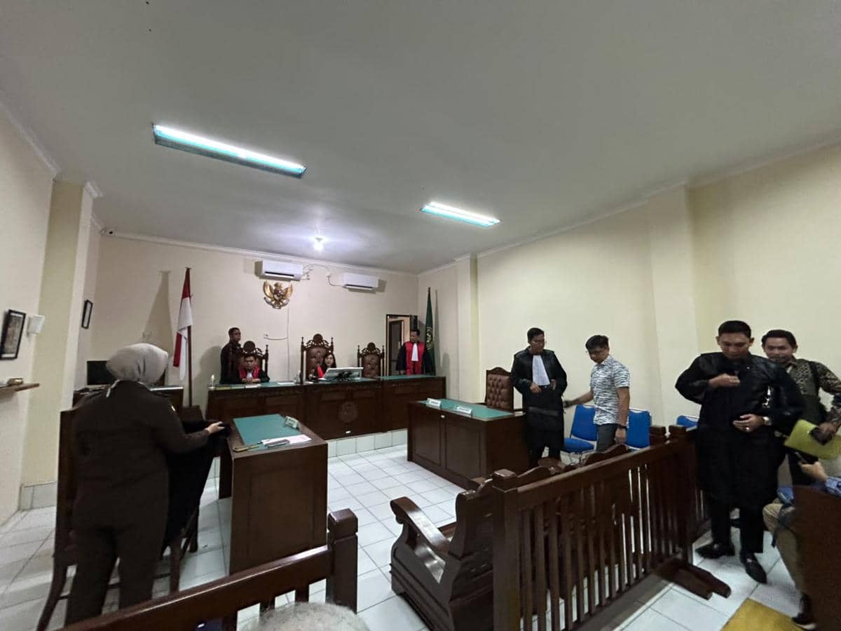 Sidang Penggelapan Aset Rp20 Miliar Memanas, Terdakwa Minta Dibebaskan