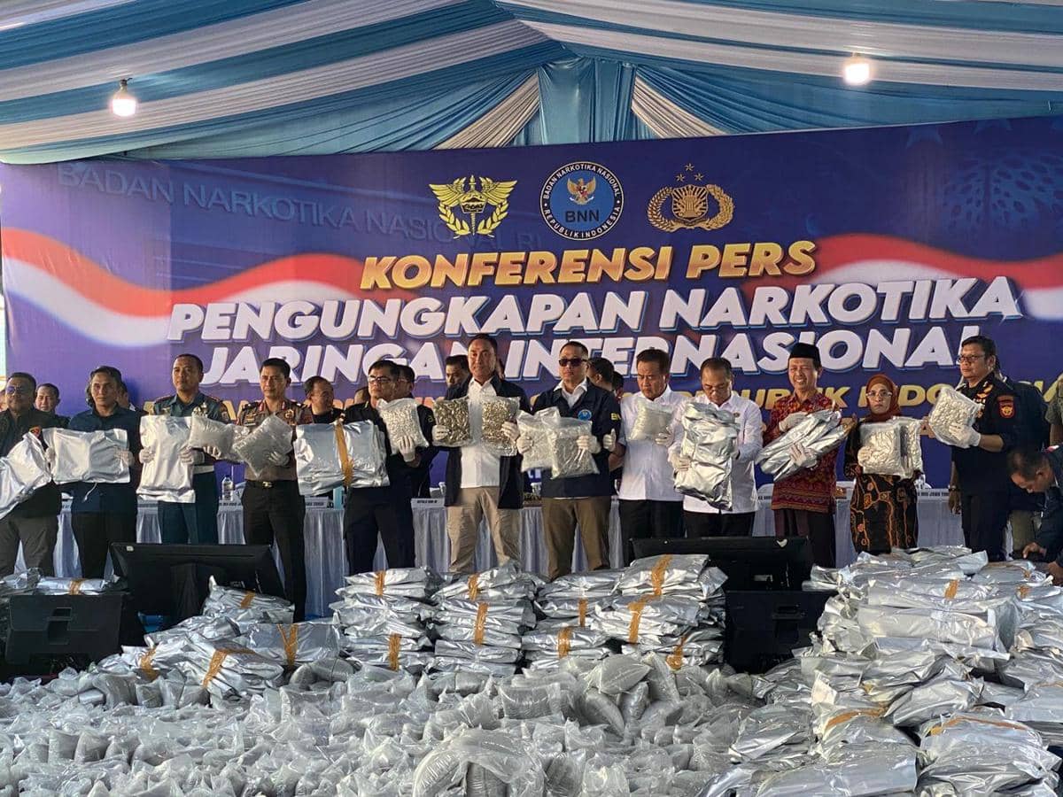 BNN Bongkar 3,37 Ton Narkotika Kuncup Kanabinoit di Gresik