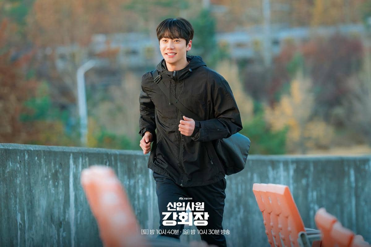Lee Jun Young di Reborn Rookie