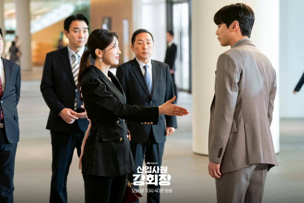 7 Perbedaan Perusahaan Choiseong dan Taeha di Drakor Reborn Rookie 