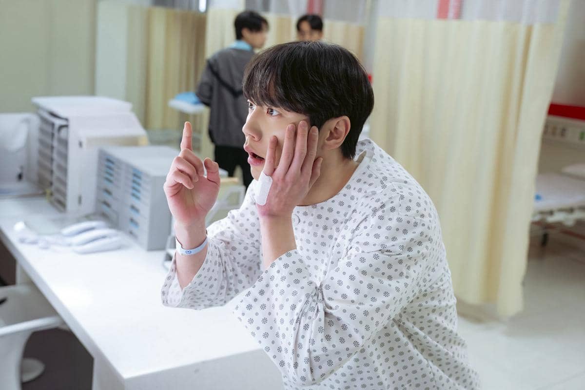 Lee Jun Young di Reborn Rookie