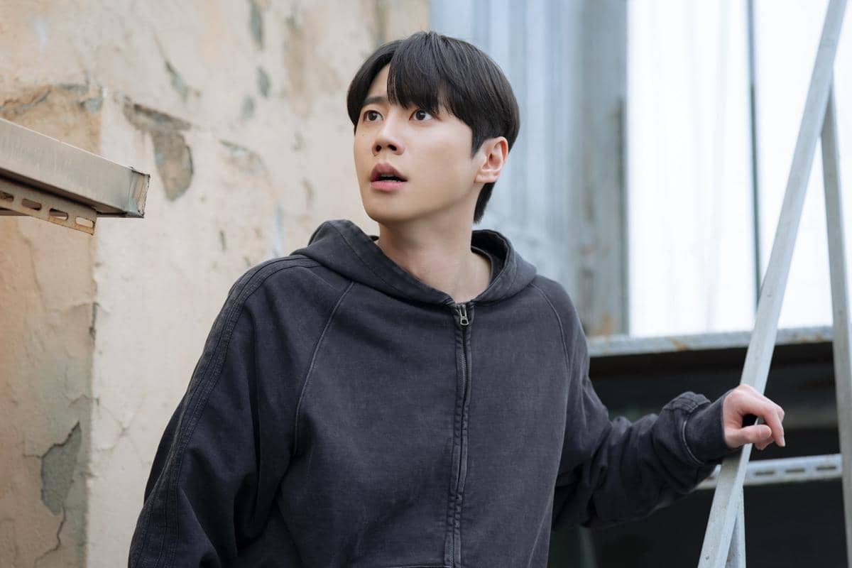 Lee Jun Young di Reborn Rookie
