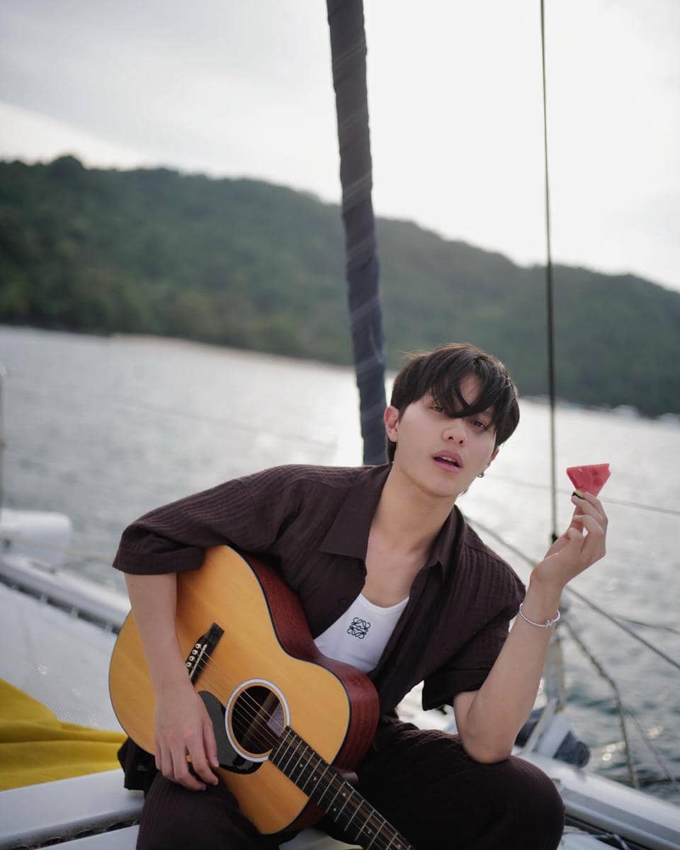 Outfit ke Pantai ala William LYKN