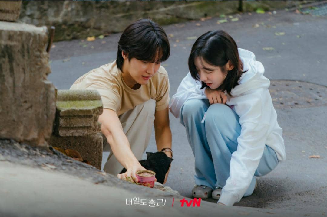 7 Alasan Cha Ji Yoon-Cho Ga Eul Putus di See You at Work Tomorrow