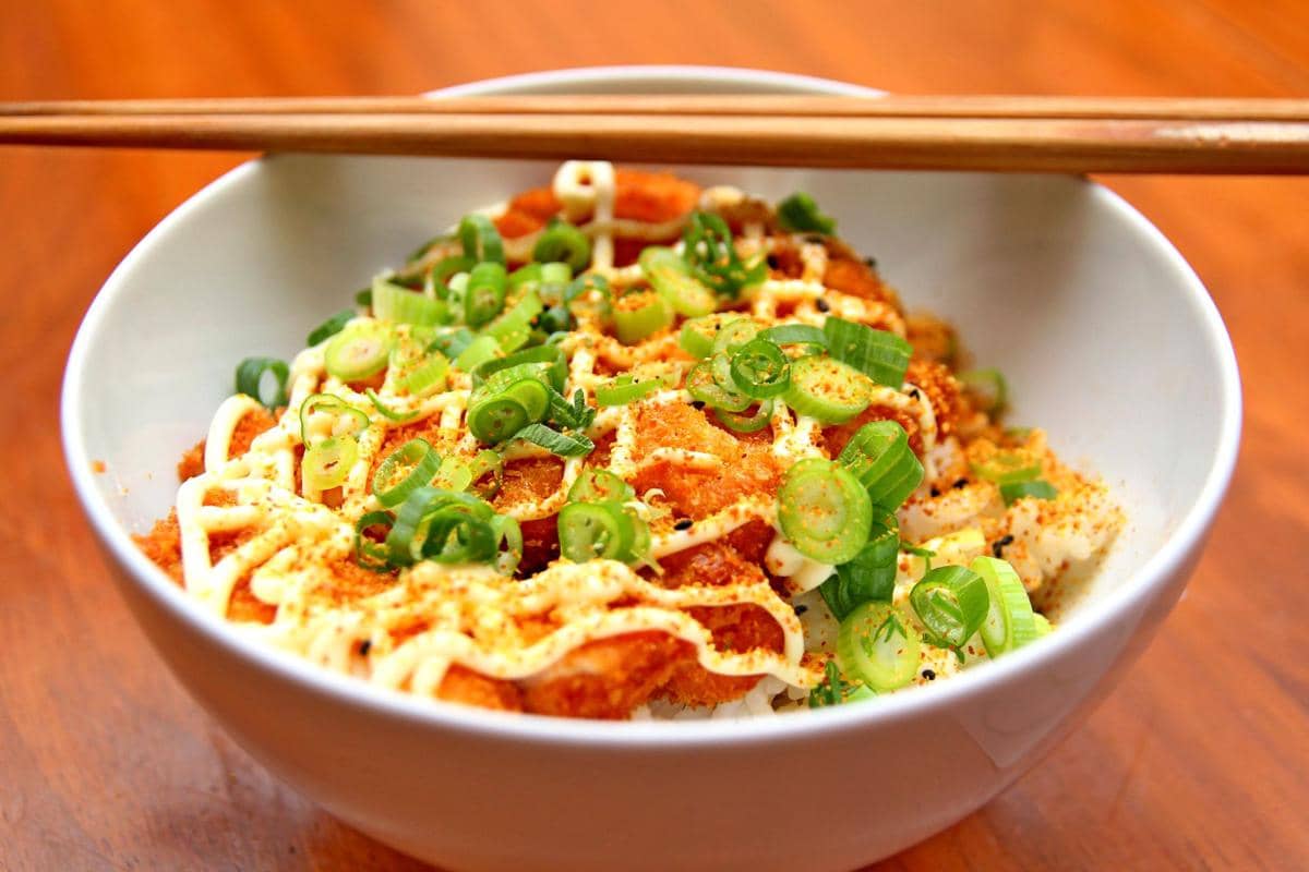 8 Lauk Serba Goreng untuk Topping Donburi, Bikin Ketagihan!