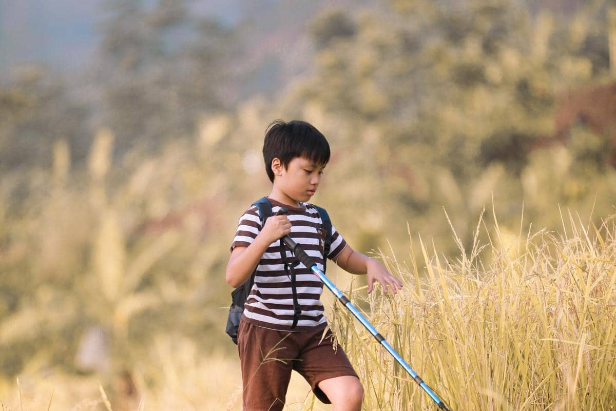 Keluarga Alvin Faiz hiking ke air terjun