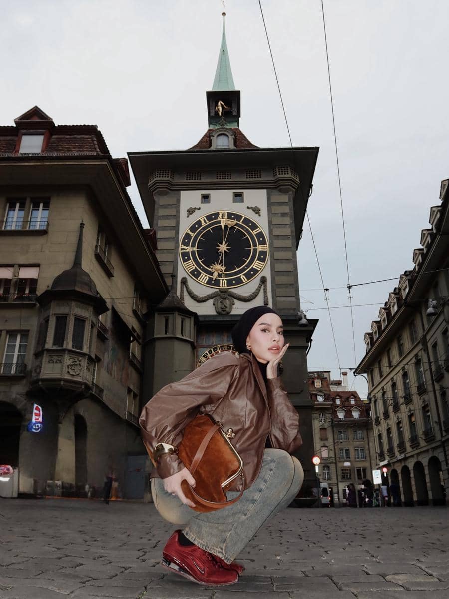 Emy Aghnia dan suami berkeliling Kota Bern