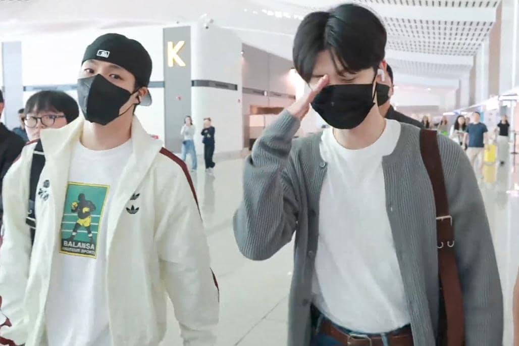 7 Potret NCT JNJM Berangkat ke Jakarta buat Fan Meeting DUALITY