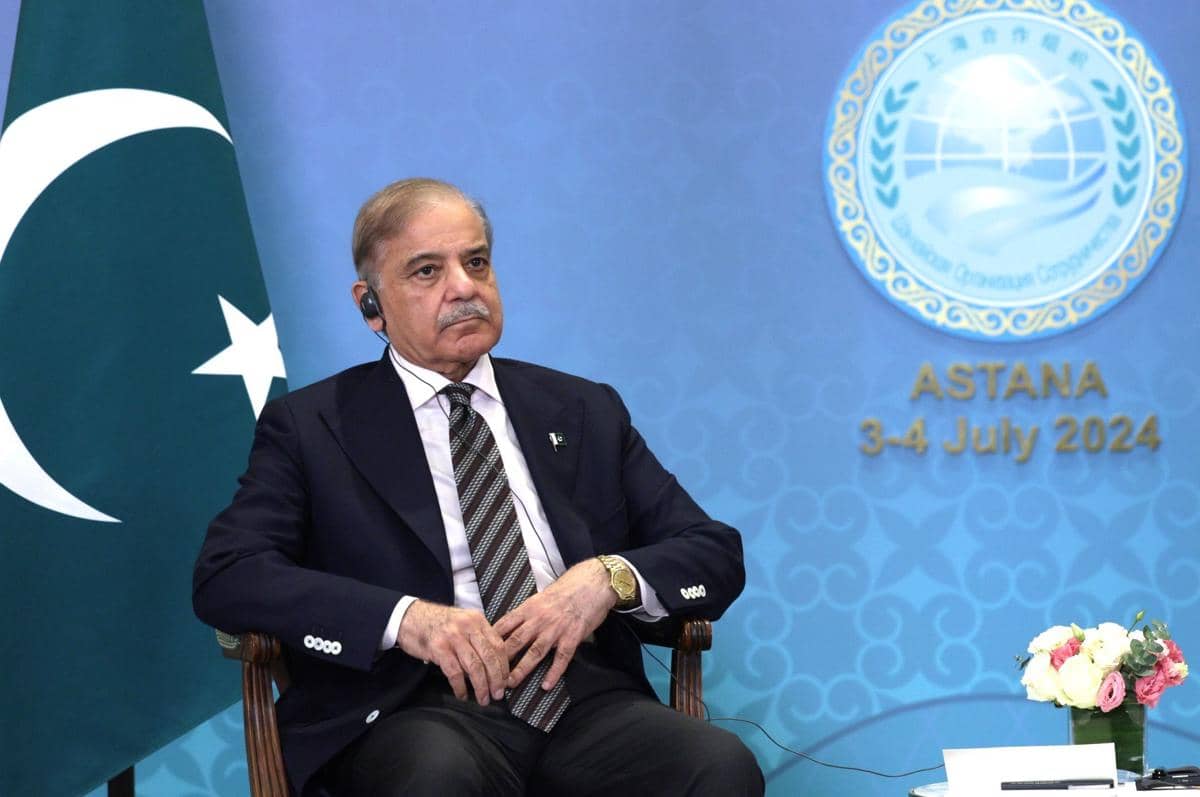 Shehbaz Sharif sedang menghadiri pertemuan dengan Rusia.