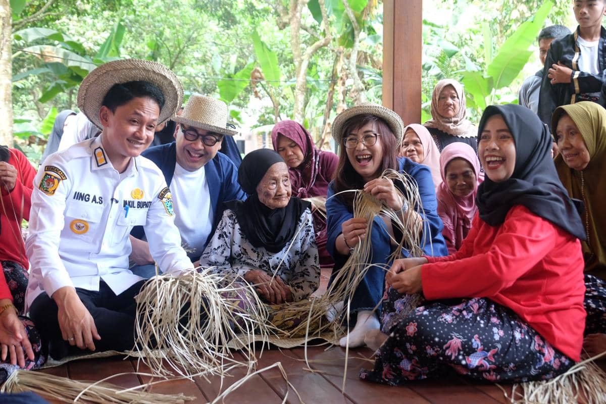 FIFGROUP Perluas Program Pemberdayaan Desa Melalui Desa Sejahtera Astra