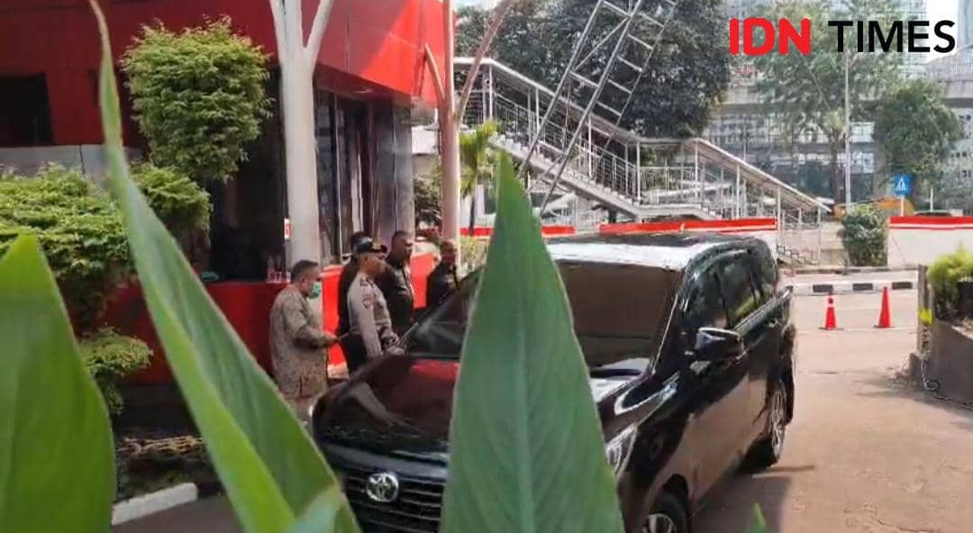 Bupati Langkat Tiba di KPK Usai OTT, Masuk Lewat Akses Belakang