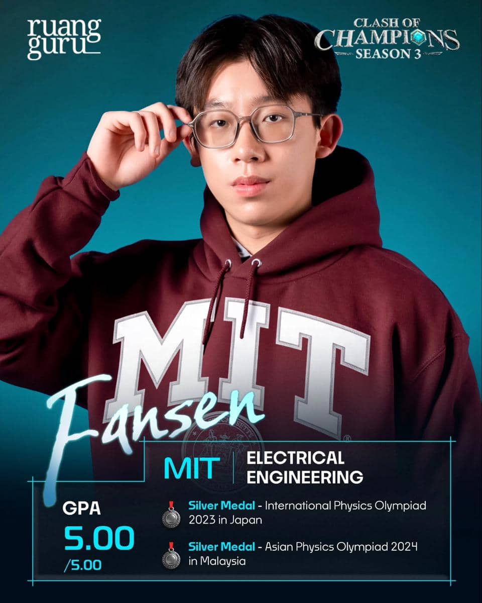Seorang peserta Clash of Champions Season 3 mengenakan hoodie MIT berwarna marun dengan latar biru, menampilkan prestasi akademik dan medali olimpiade fisika.