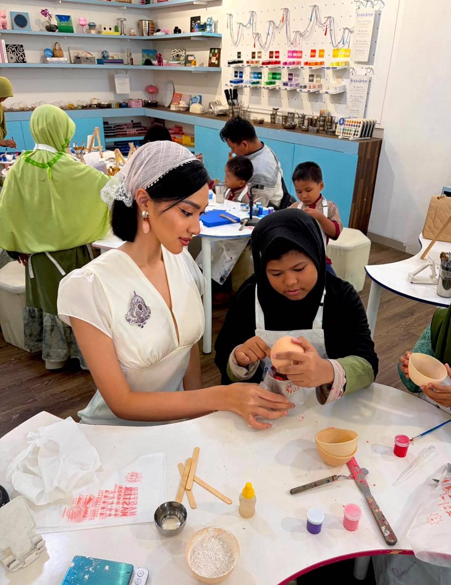 Potret Kegiatan Sosial Puteri Indonesia Kebudayaan 2026 Nilam Onasis Bersama Anak Panti Asuhan