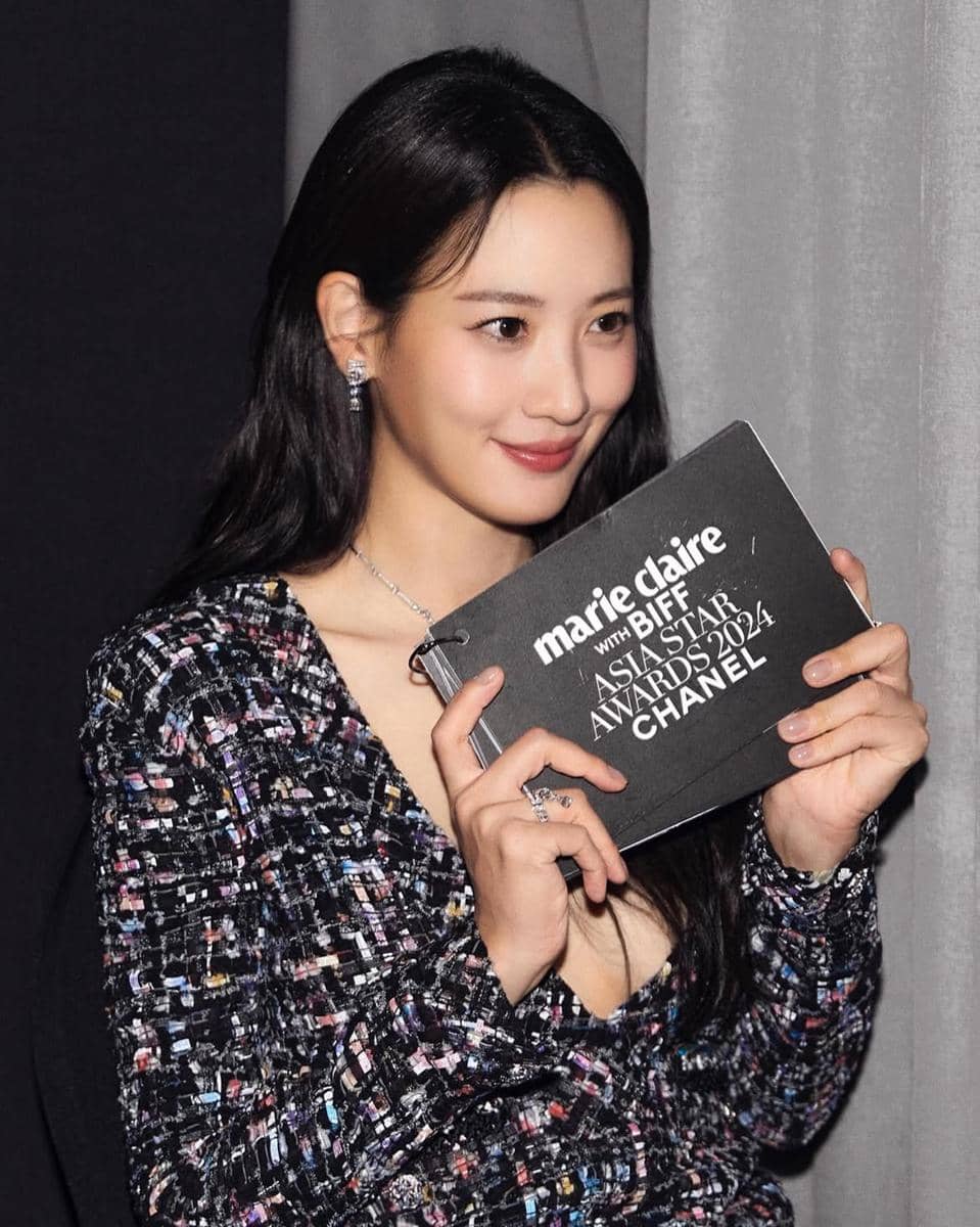 Claudia Kim