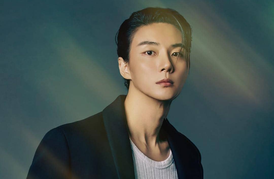 Yoon Shi Yoon