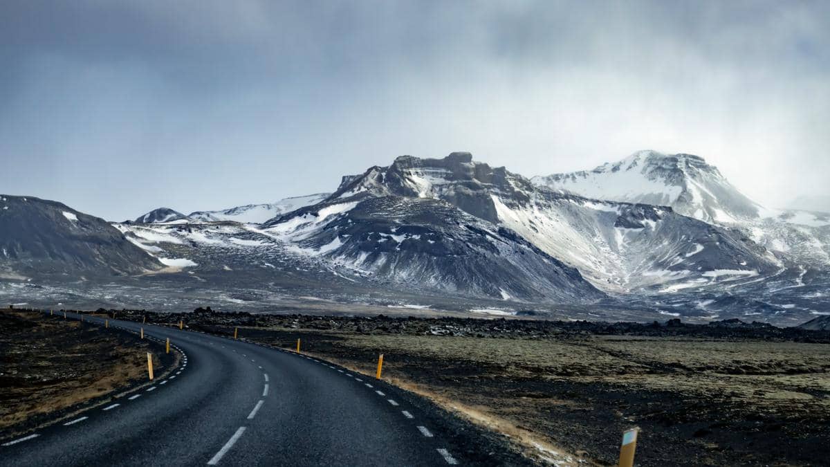ilustrasi Ring Road, Islandia