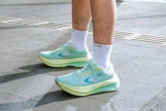 foto sepatu Nineten asli