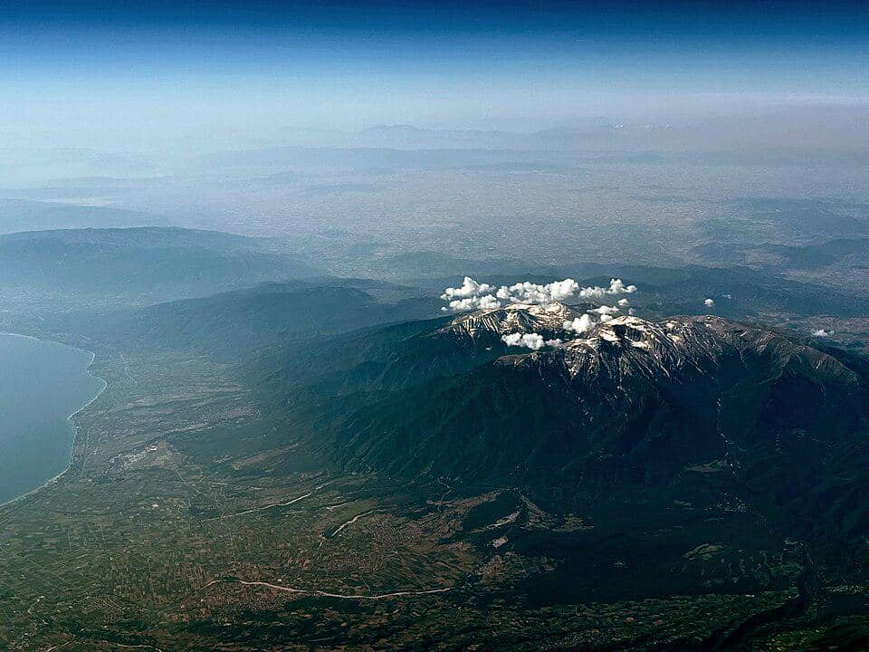 Pemandangan udara Gunung Olympus di Yunani.