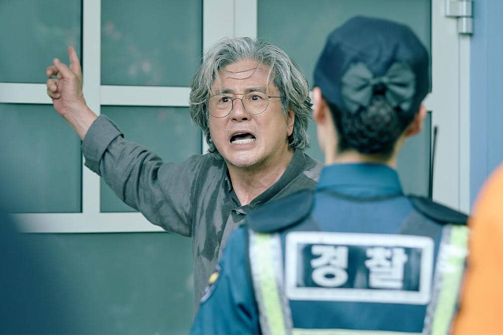 still cuts drama Notes from the Last Row