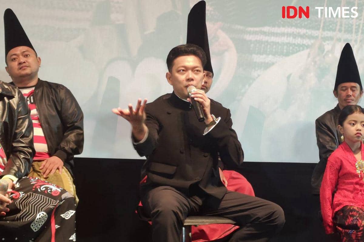 Karakter Foufo dihidupkan oleh dua aktor sekaligus.jpg