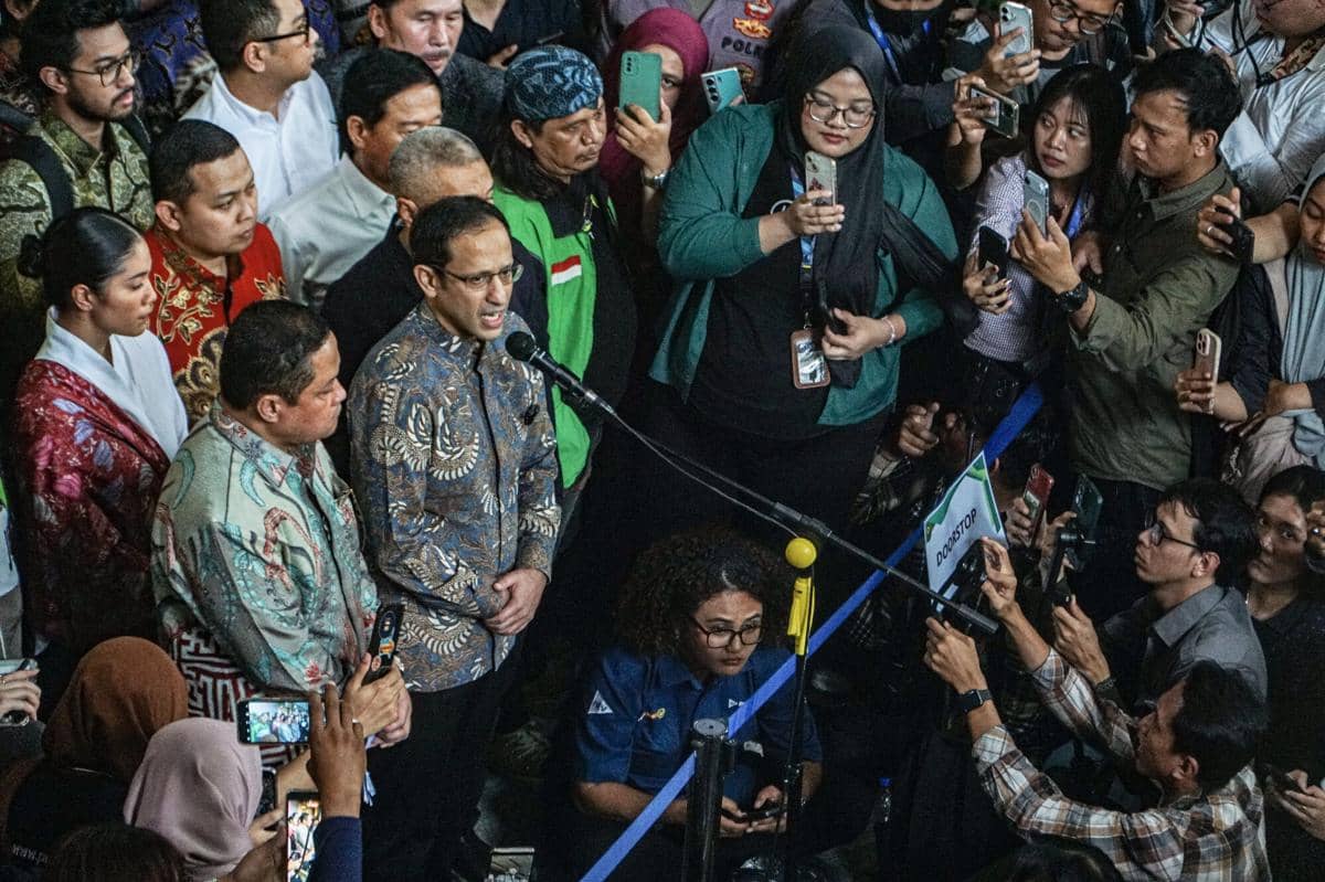 antarafoto-nadiem-makarim-divonis-10-tahun-penjara-1783155860.jpg