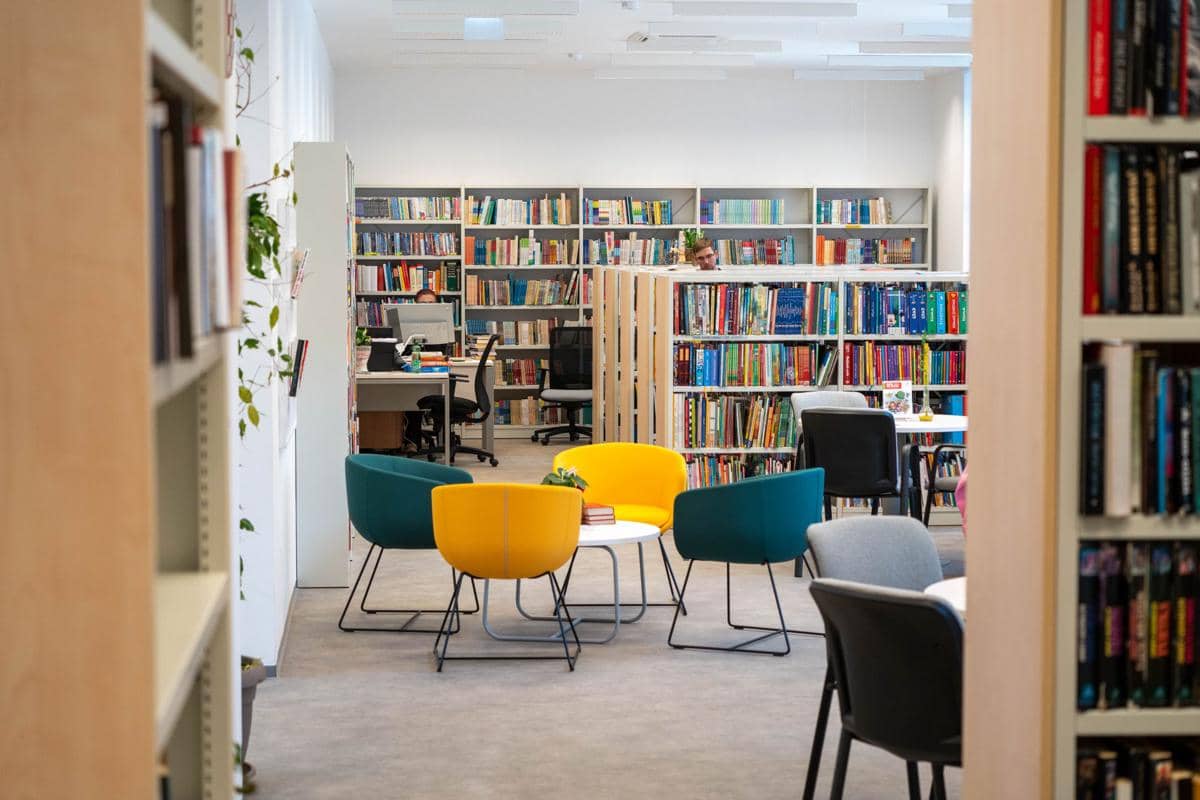 Ilustrasi perpustakaan 