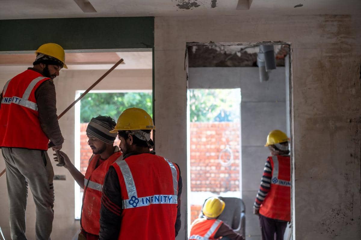 renovasi