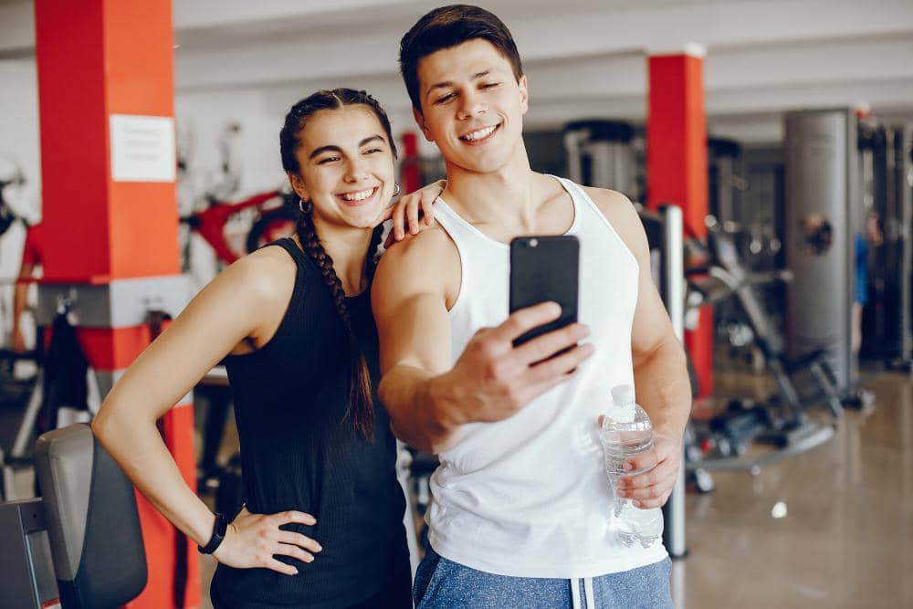 ilustrasi partner gym