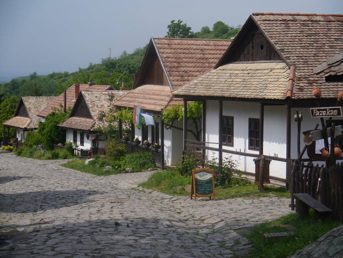 Hollókő diakui sebagai Situs Warisan Dunia UNESCO sejak 1987