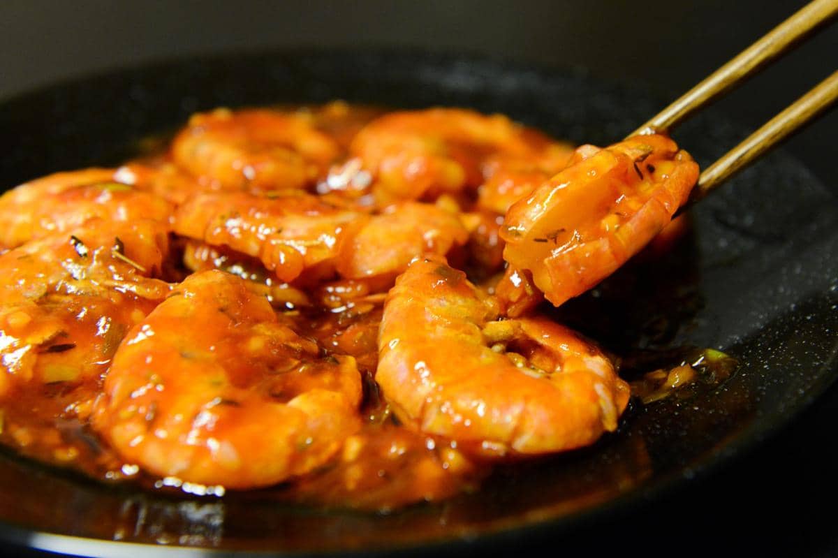 ilustrasi udang saus tiram