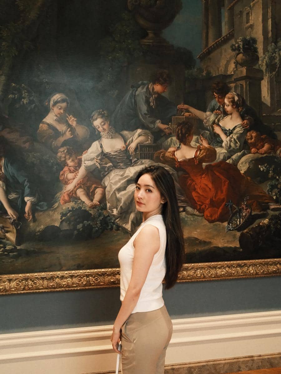 Natasha Wilona ke Museum The Getty Center di Los Angeles