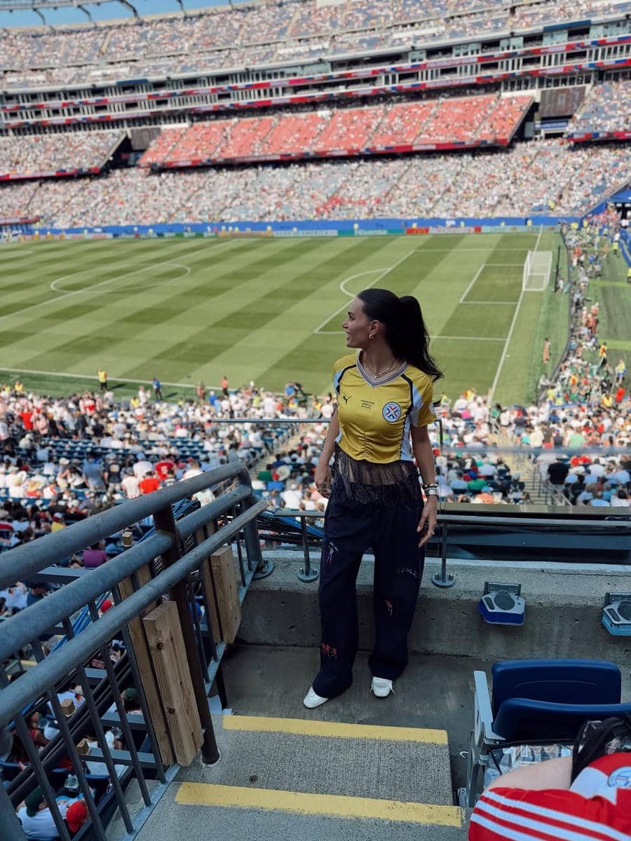 Potret Beauty Queen Nonton Langsung 32 Besar Piala Dunia 2026
