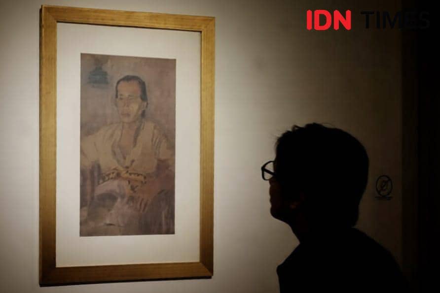 Dari Sudjojono ke Murniasih: Tinjau Ulang Histori Seni Rupa Indonesia