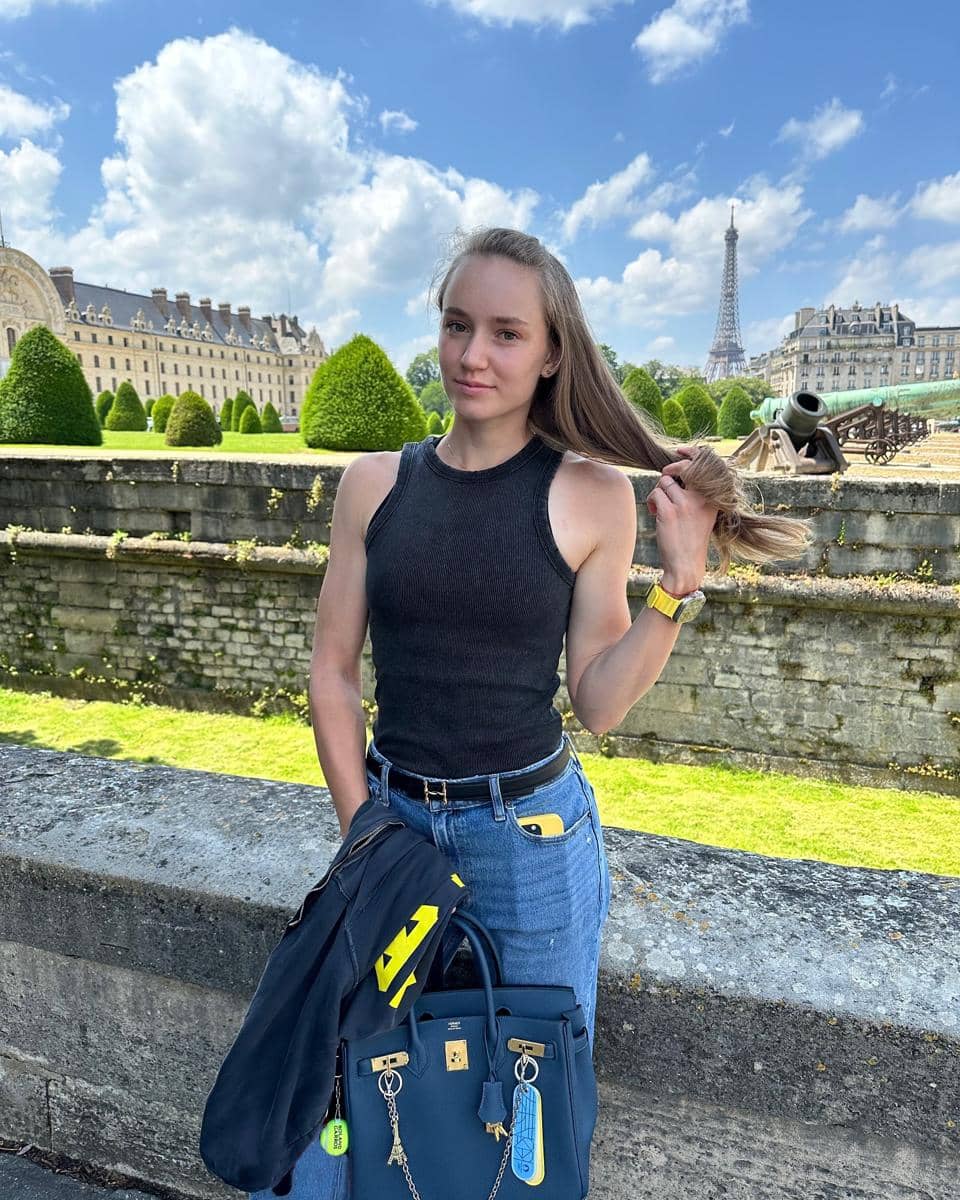 OOTD Elena Rybakina