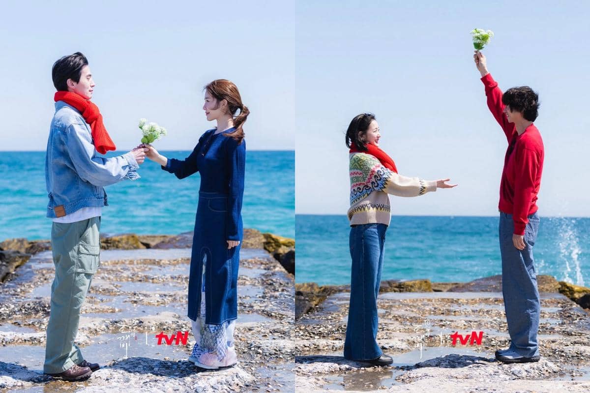 5 Adu Gaya Kim Go Eun Vs. Yoo In Na Pemain Drakor Goblin, Style Ikonik!