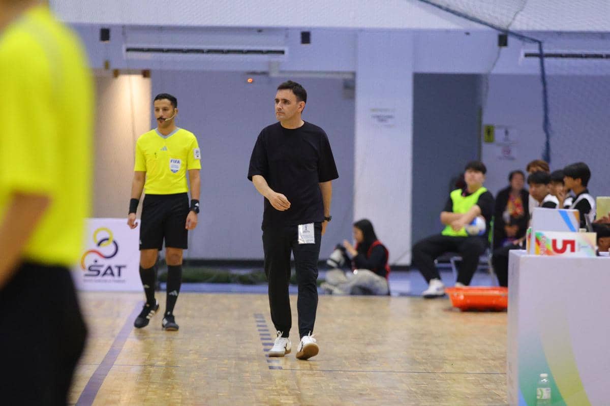 Hector Souto, pelatih Tim Nasional Futsal Indonesia.JPG