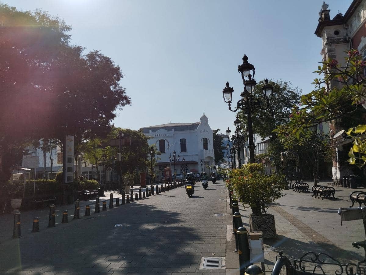 Prakiraan Cuaca Lampung 25 Oktober 2026, Berawan tapi Udara Kabur