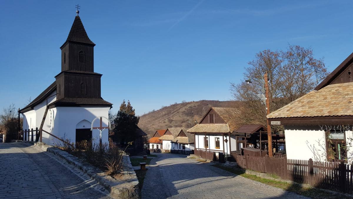 5 Fakta Hollókő, Desa Tradisional di Hungaria yang Masih Dihuni