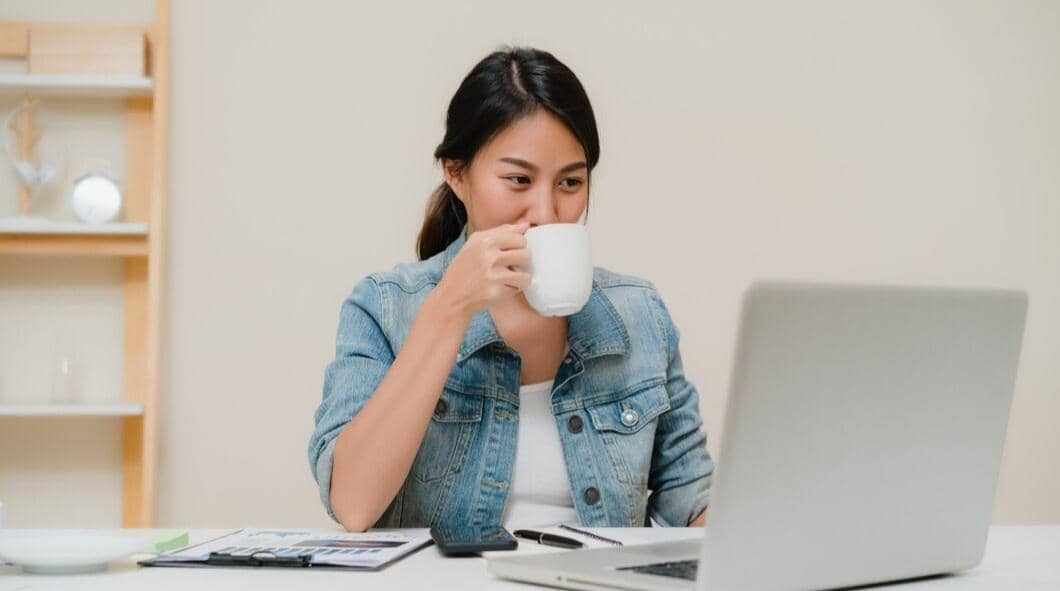 5 Tips Mengembangkan Diri di Usia 30-an, Nggak Cuma Karier Doang!