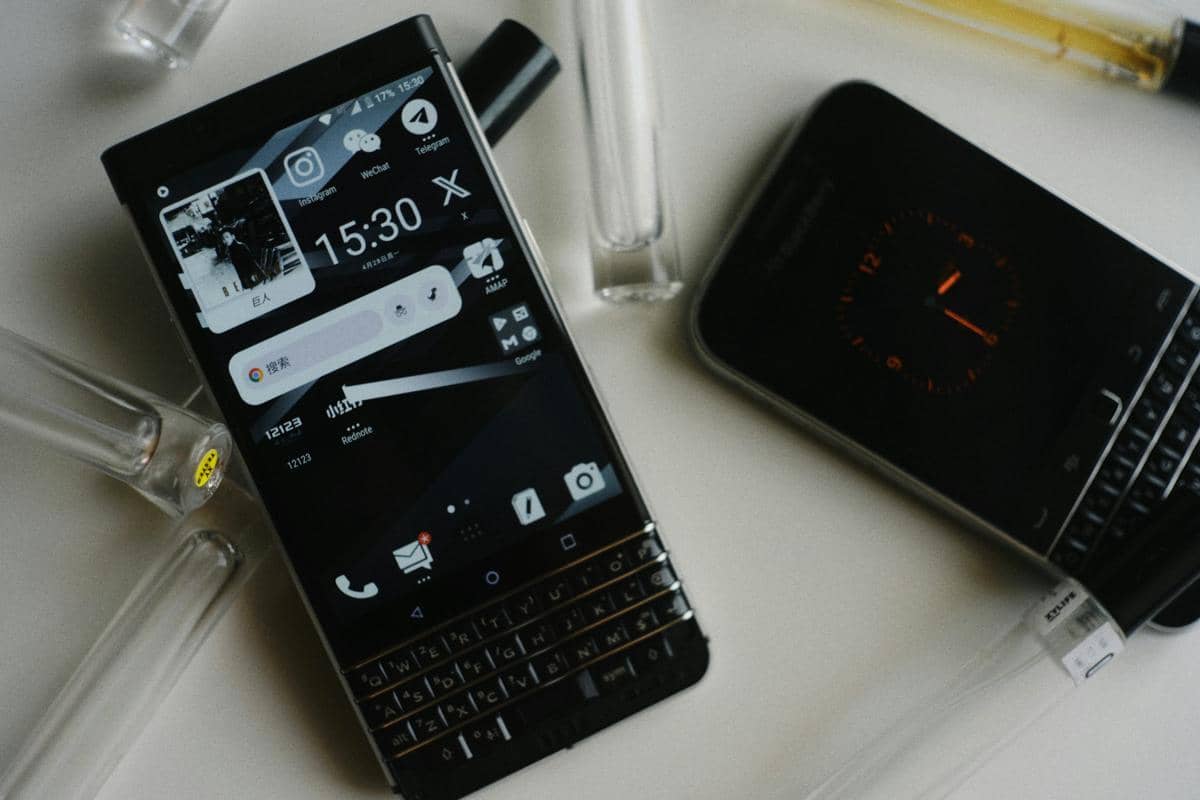 Kenapa HP dengan Keypad Fisik Makin Jarang Ditemukan?