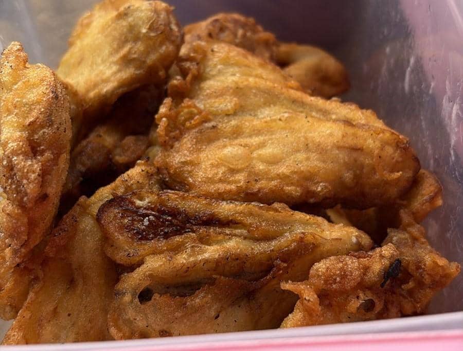 ilustrasi pisang goreng madu