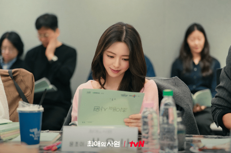 Shin Yu Na di pembacaan naskah drama My Bias, My Boss