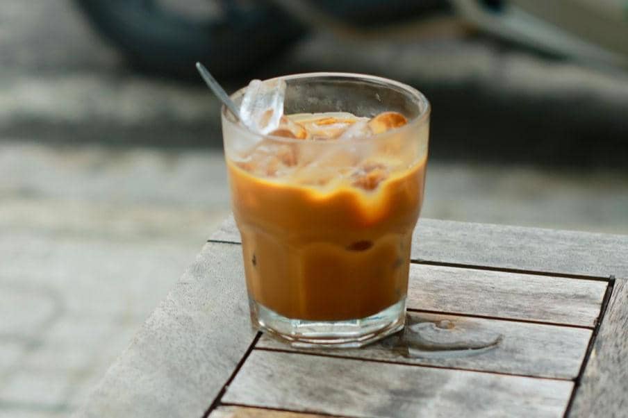ilustrasi kopi air kelapa leci